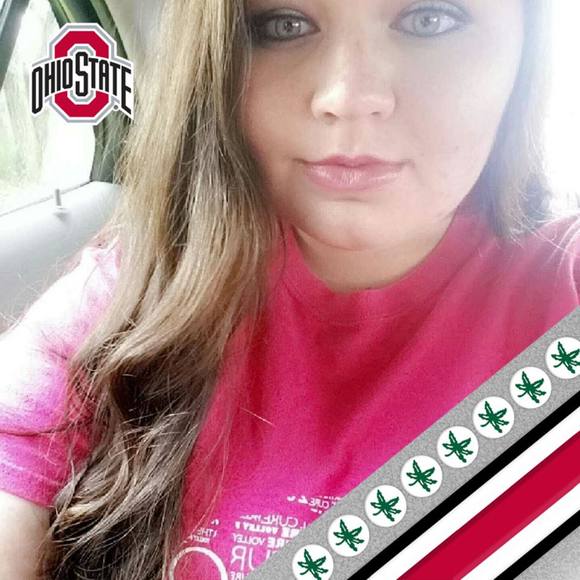 Meet your Posher, Caitlin - Picture 1 of 1